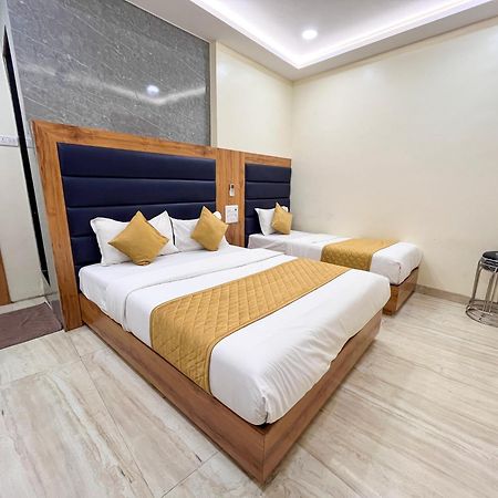 Hotel National - Grant Road Мумбаи Экстерьер фото