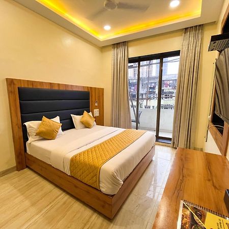 Hotel National - Grant Road Мумбаи Экстерьер фото