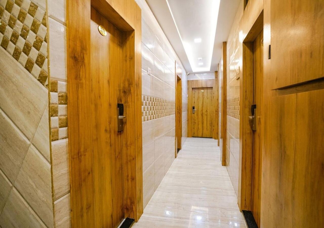 Hotel National - Grant Road Мумбаи Экстерьер фото