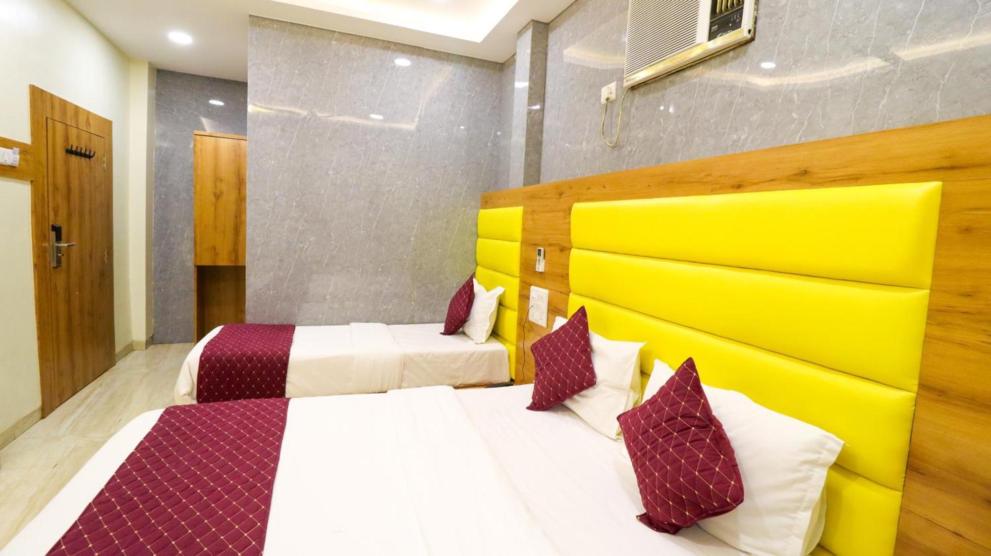Hotel National - Grant Road Мумбаи Экстерьер фото