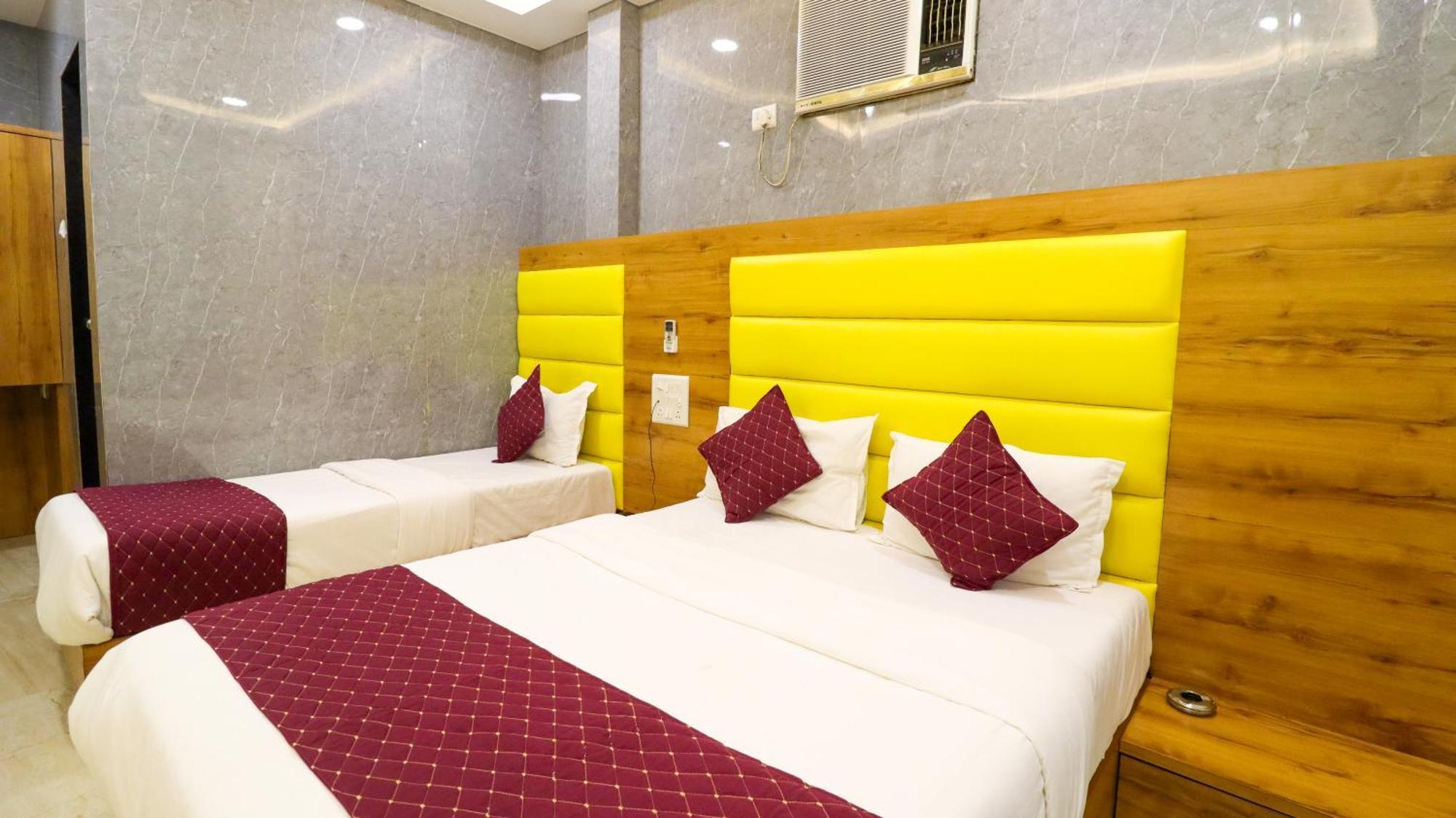 Hotel National - Grant Road Мумбаи Экстерьер фото